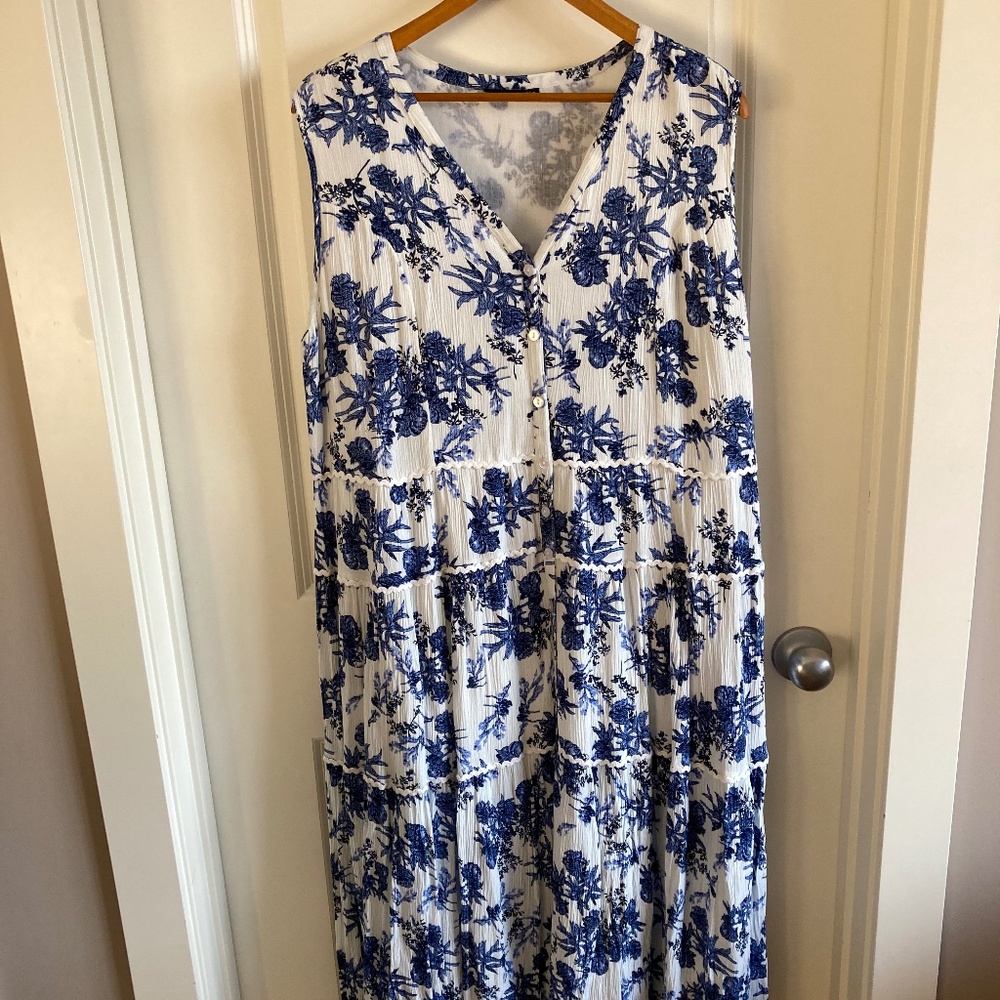 Blue and White Floral Cotton Blend Maxi Sundress NO TAGS Sz L